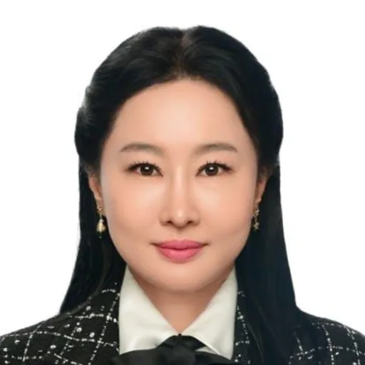 Sarah In Sook Kim